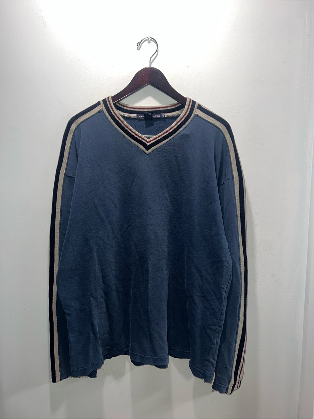 👕🌶 Vintage Y2K Club Monaco Distressed Striped V-Neck Long Sleeve T-Shirt